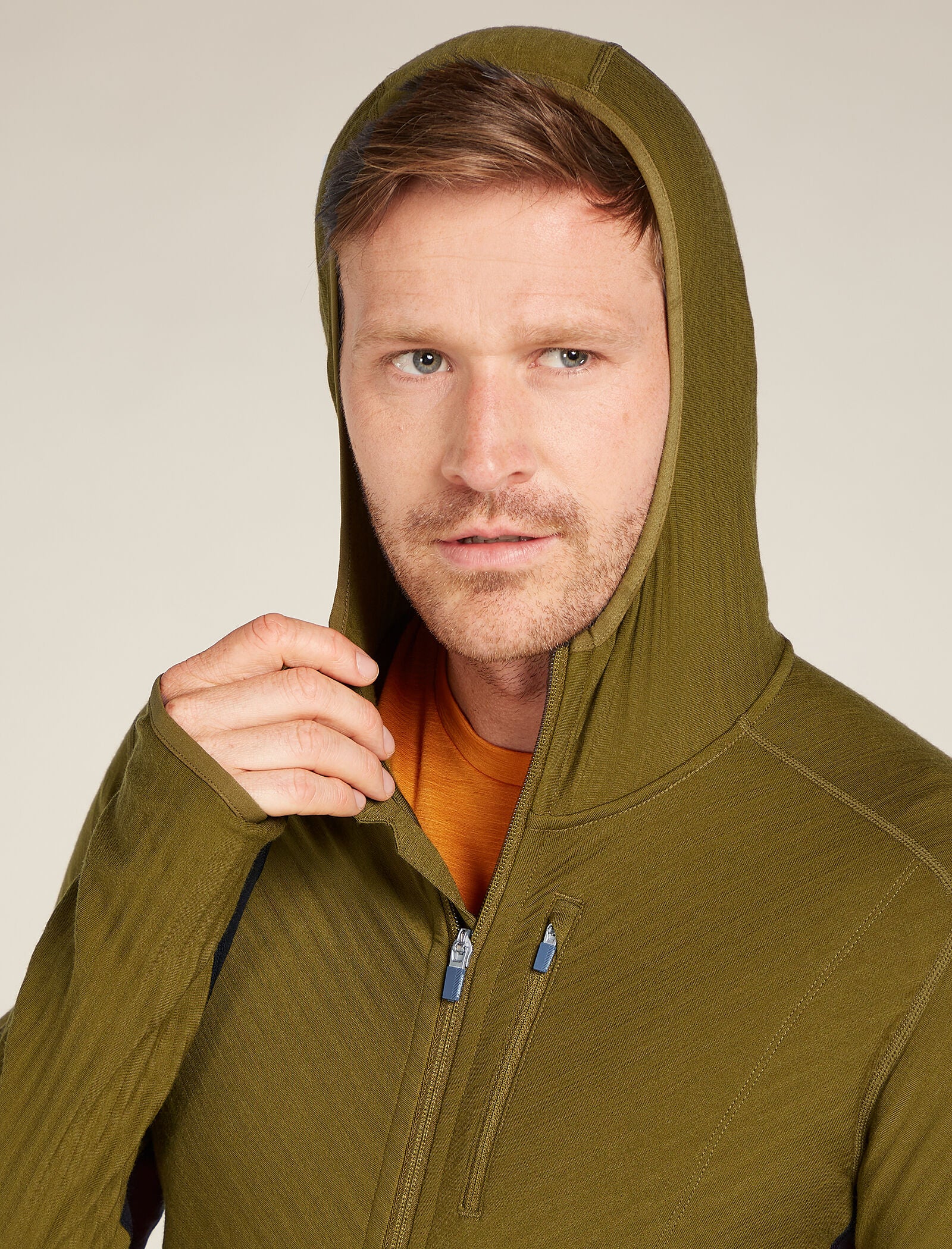 Chaqueta de cuello alto con cremallera de manga larga para hombre