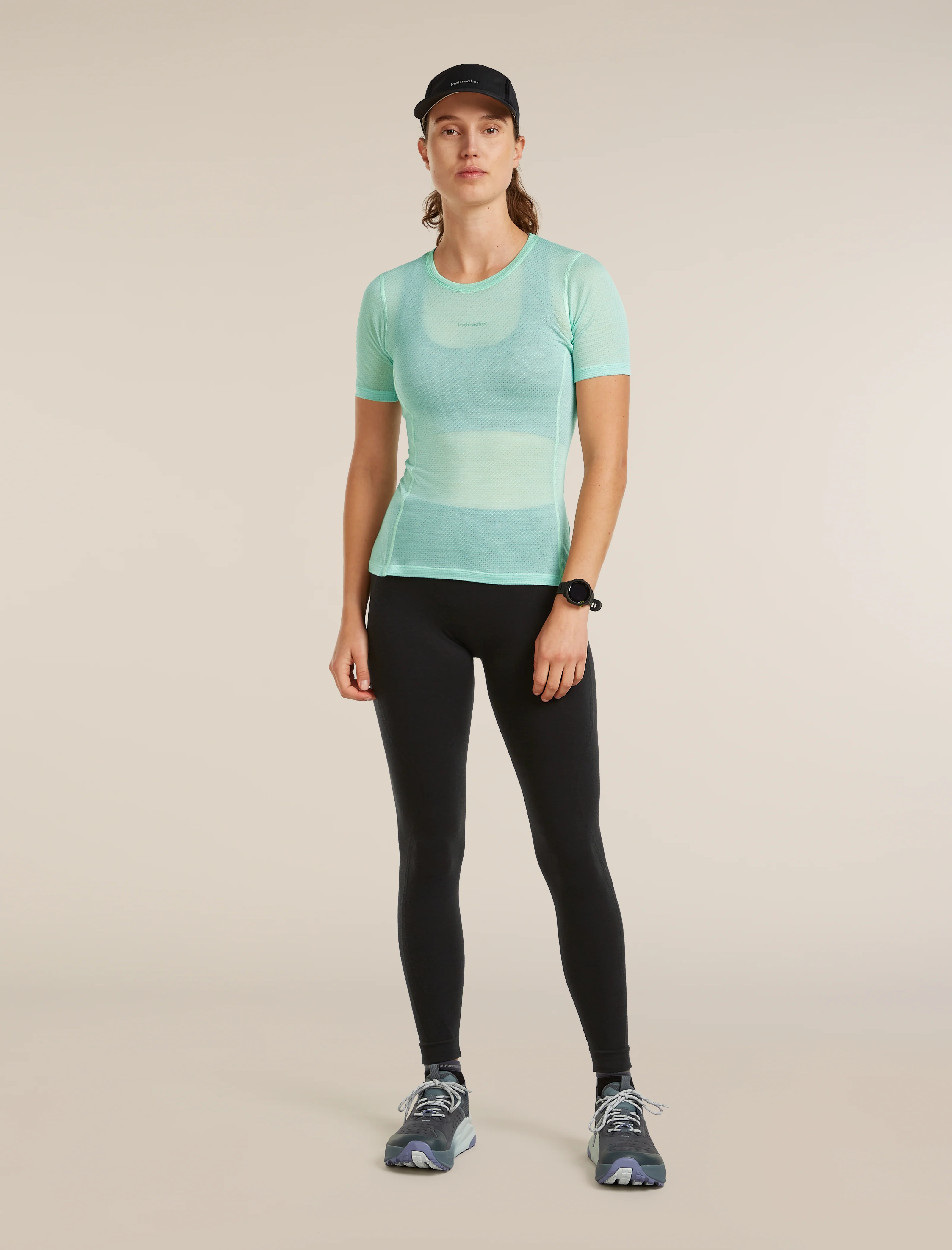 Camiseta corta de cuello redondo de mezcla de lana merina 75 Cool-Lite™ Featherlight™ para mujer