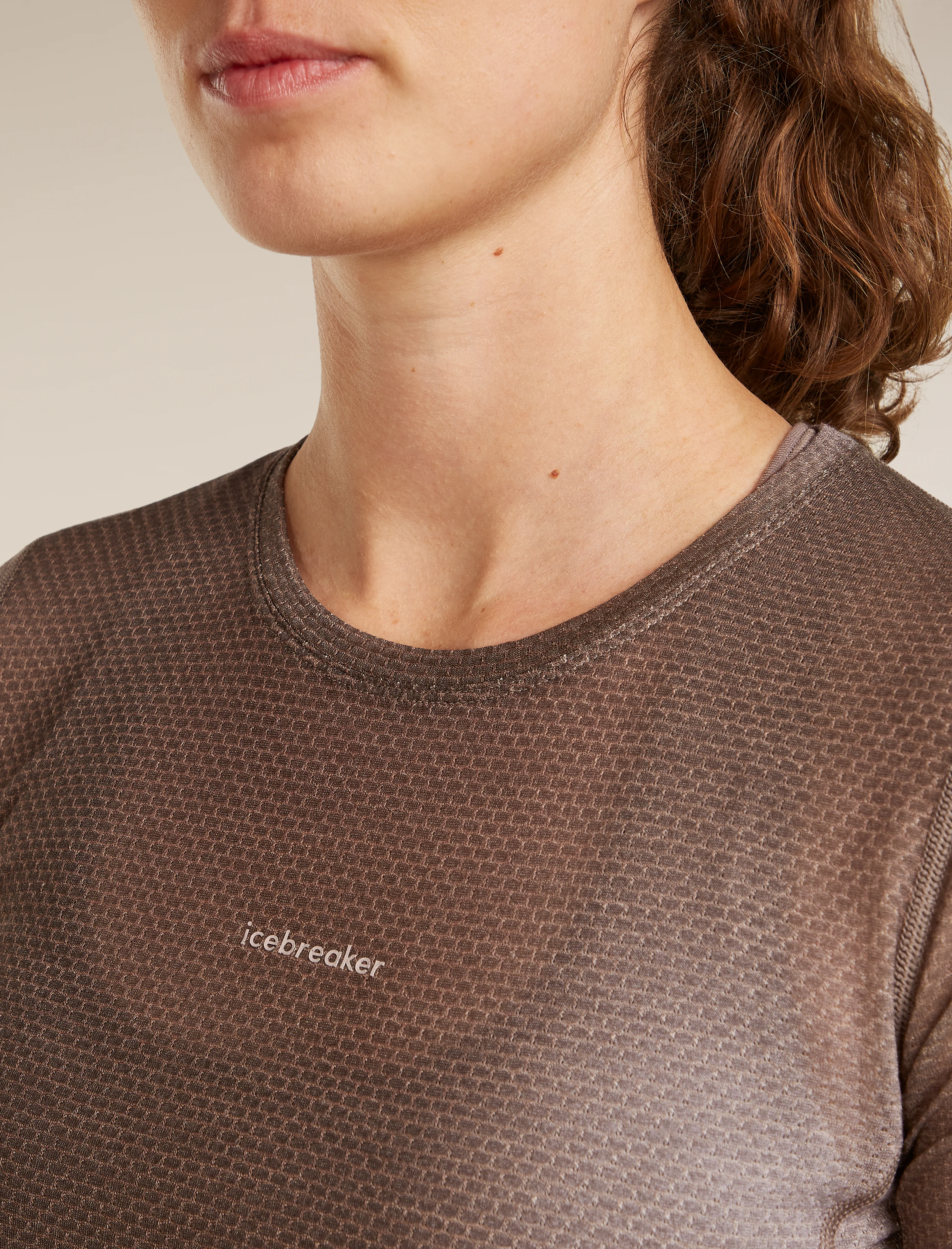 Camiseta corta de manga corta Merino Blend 75 Cool-Lite™ Featherlight™ para mujer AOP