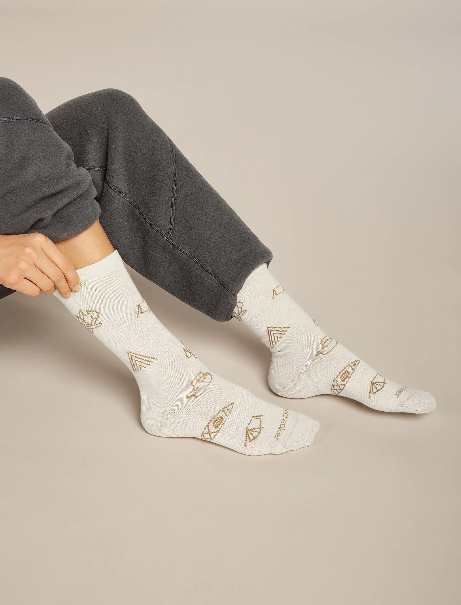 Calcetines de lana merina para mujer, estilo de vida ultraligeros, modelo crew, esenciales para acampar